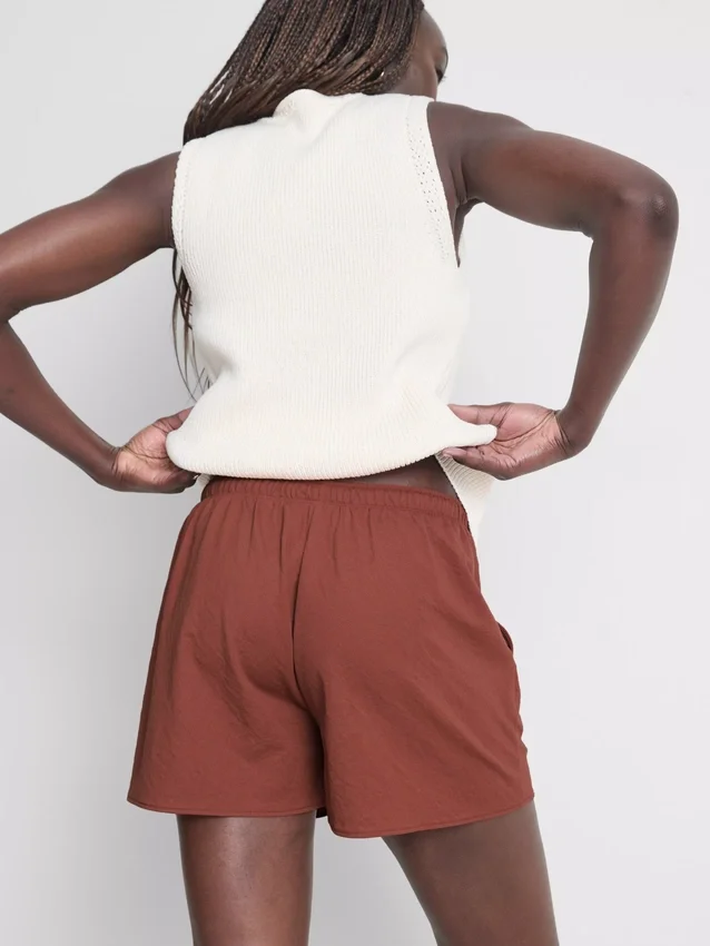 Shorts med struktur og snøre