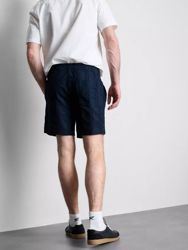 Shorts med struktur og snøre