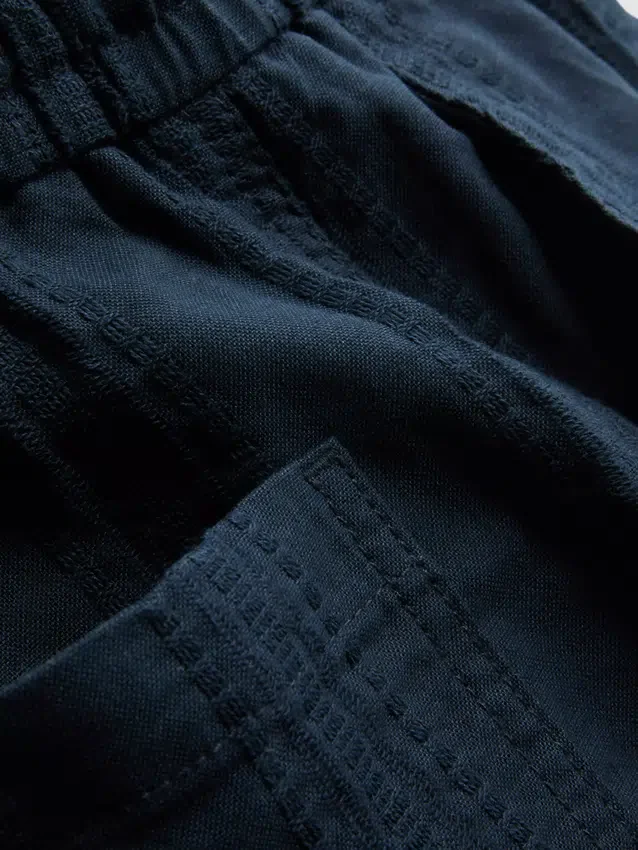 Shorts med struktur og snøre