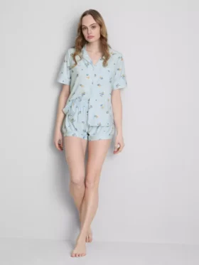 Shorty-pyjamasser i boyfriend-stil med morgenmadsprint