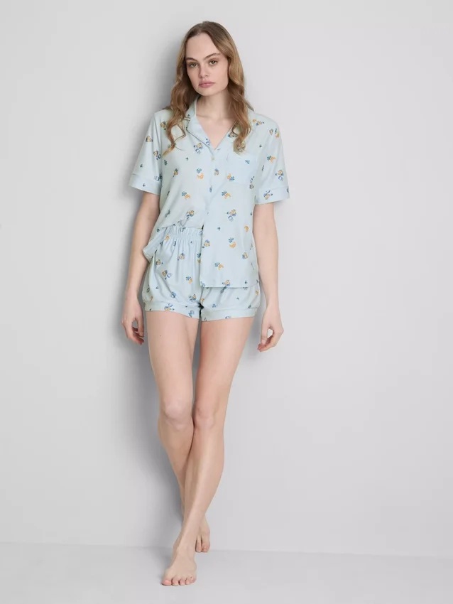 Shorty-pyjamasser i boyfriend-stil med morgenmadsprint