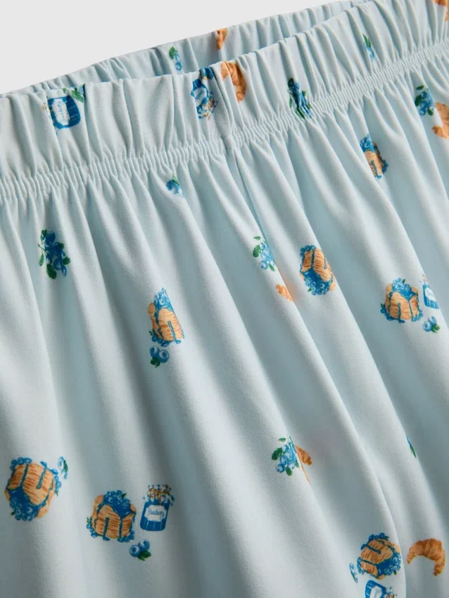 Shorty-pyjamasser i boyfriend-stil med morgenmadsprint