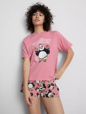 Shorty-pyjamasser med Kung Fu Panda-figur