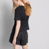 Shorty-pyjamasser med sloganet »The Devil Wears Prada«