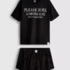 Shorty-pyjamasser med sloganet »The Devil Wears Prada«