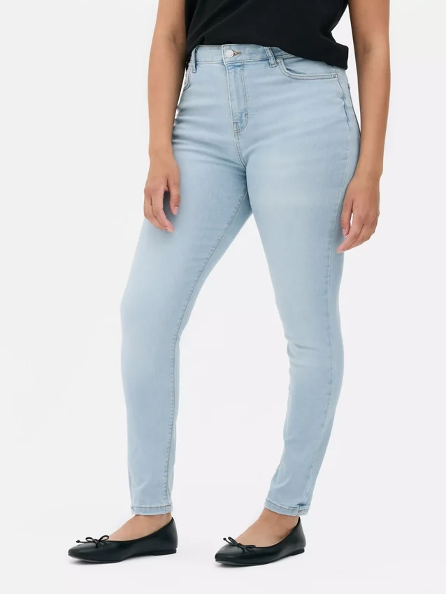 Skinny jeans med høj talje