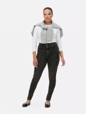 Skinny jeans med høj talje