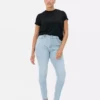 Skinny jeans med høj talje