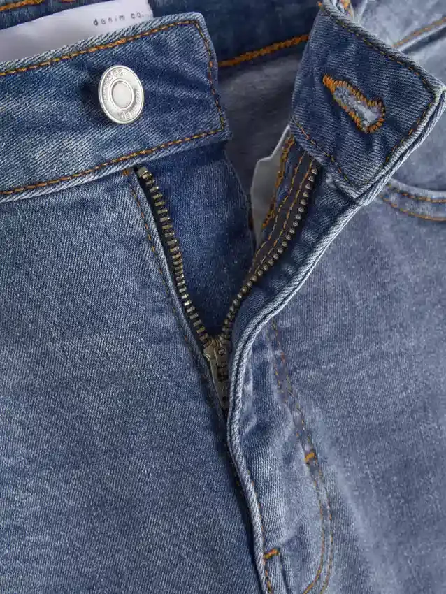 Skinny jeans med høj talje