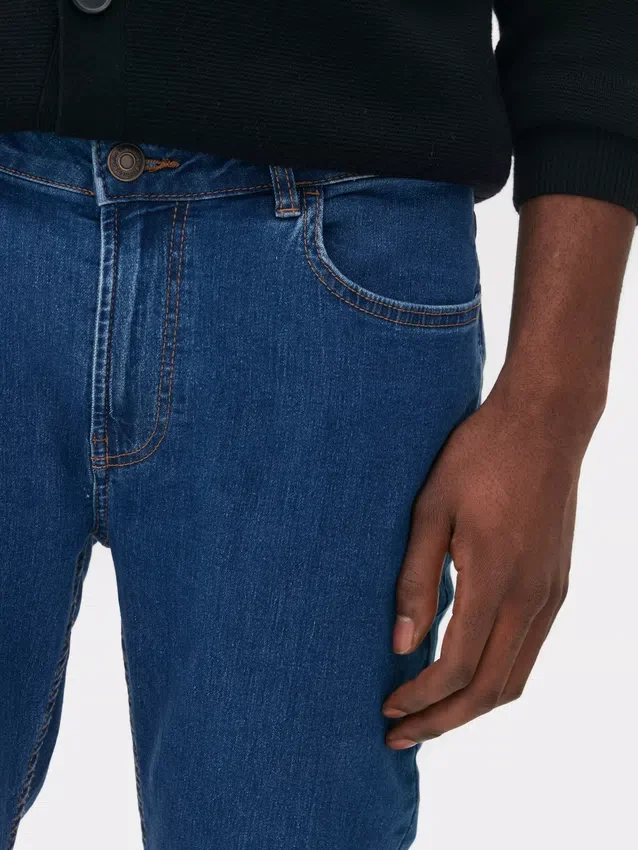Skinny jeans med mellemhøj talje