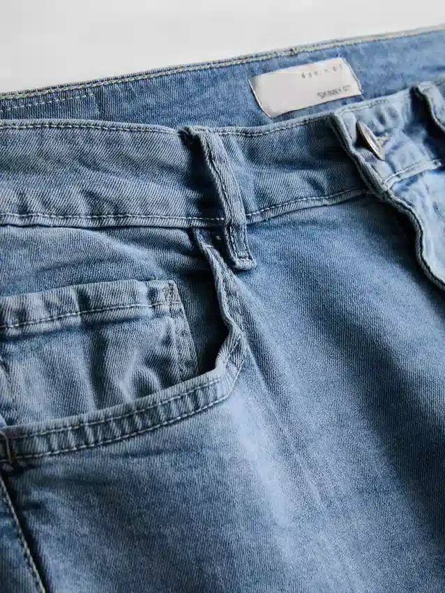 Skinny jeans med mellemhøj talje