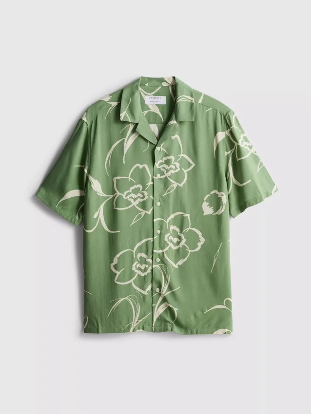 Skjorte med blomsterprint og reverskrave