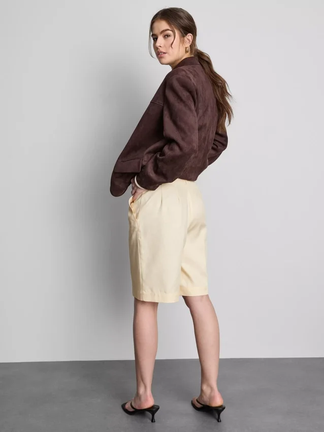 Skræddersyede bermuda-shorts i bomuldsblanding