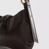 Skuldertaske med metal-detaljer