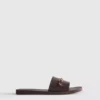 Slides i imiteret læder