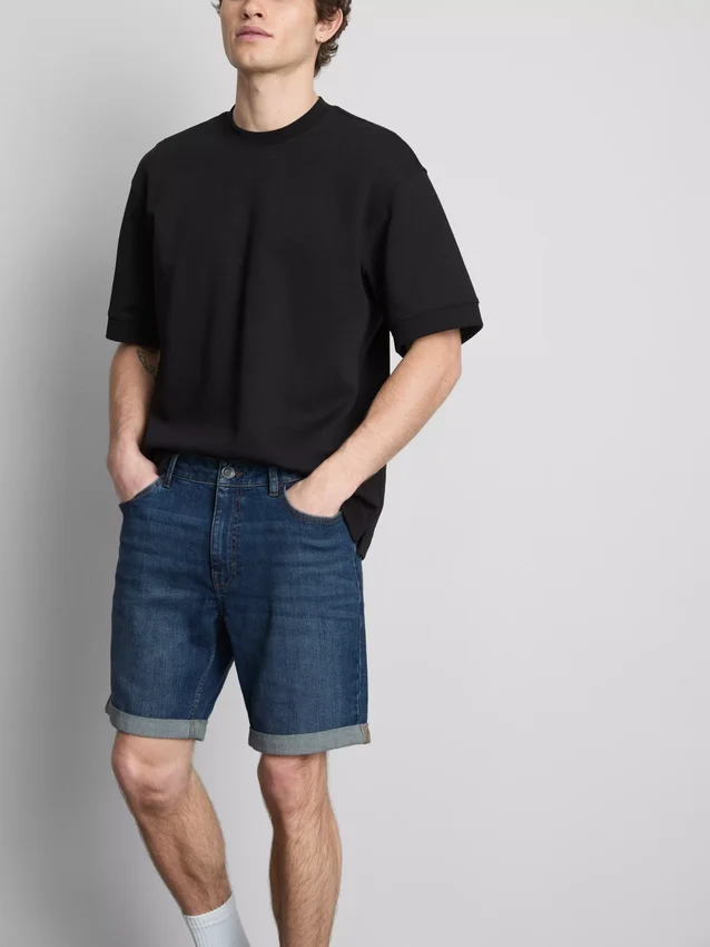 Slim-fit denimshorts med mellemhøj talje