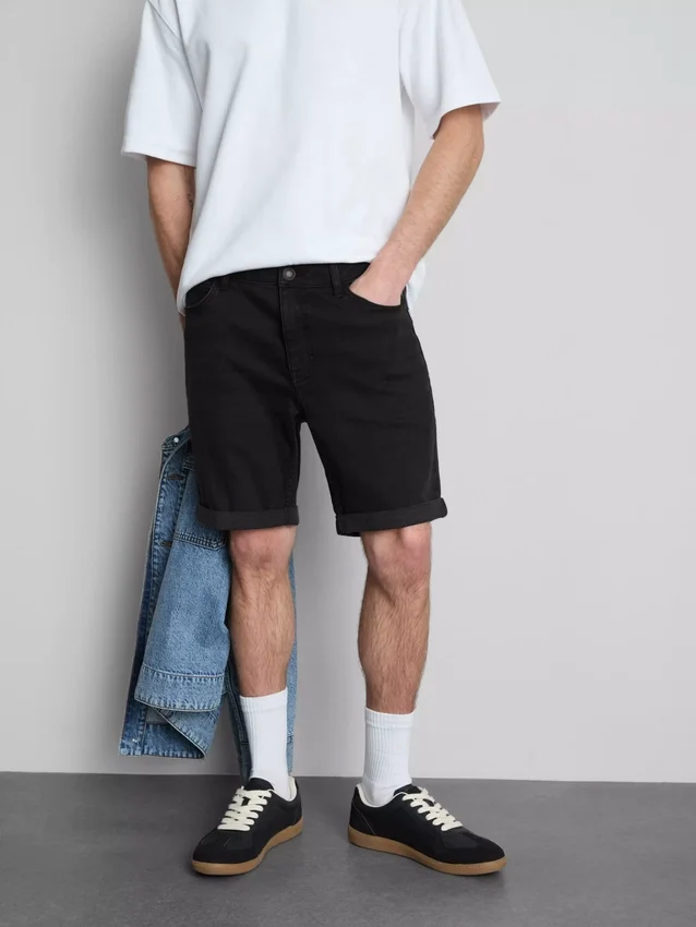 Slim-fit denimshorts med mellemhøj talje