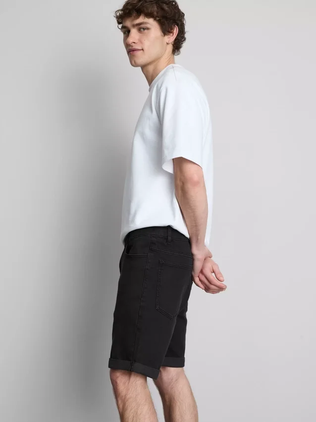 Slim-fit denimshorts med mellemhøj talje