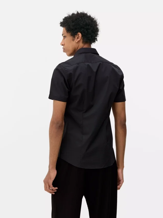 Slim fit-skjorte med korte ærmer