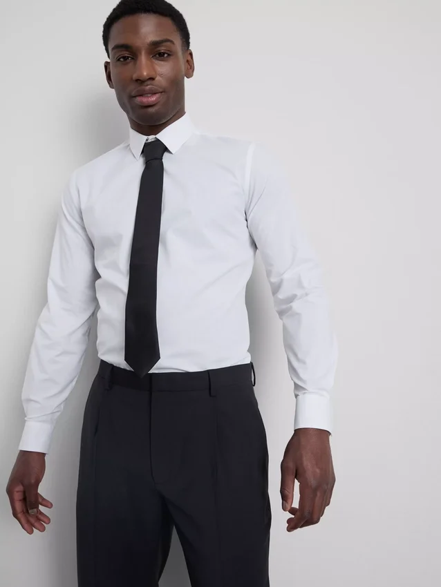 Slim fit stretch-skjorte med knapper
