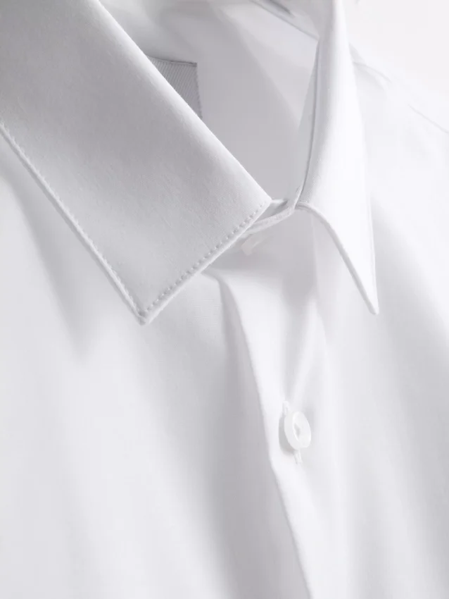 Slim fit stretch-skjorte med knapper