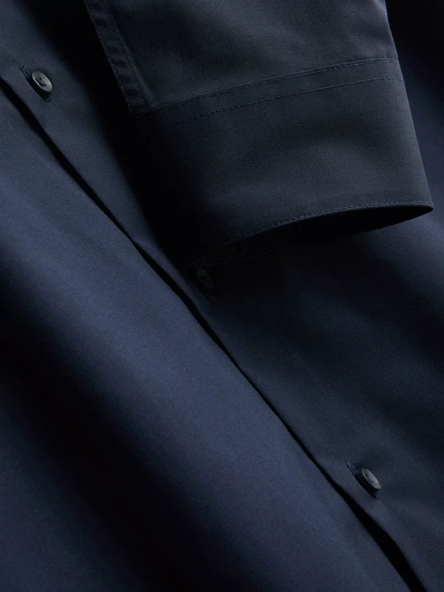 Slim fit stretch-skjorte med knapper