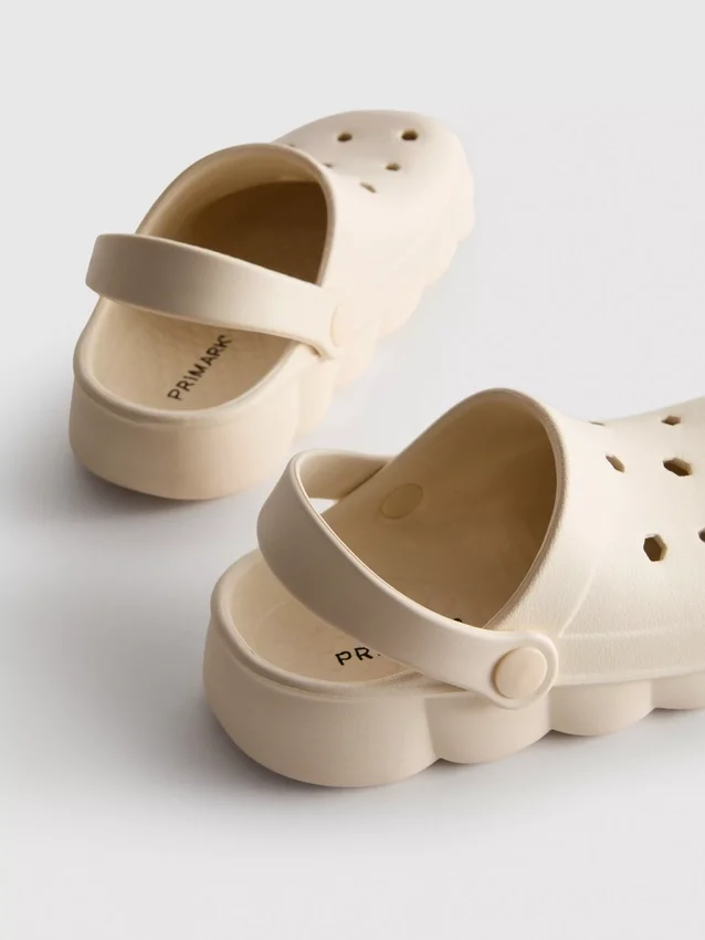 Slingback-strandklodser