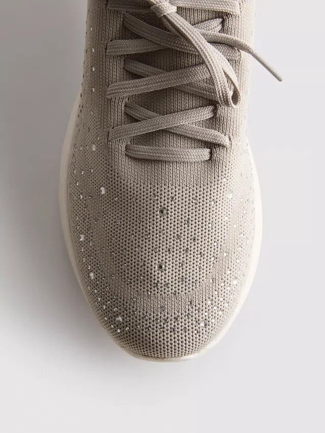 Slip-on-sneakers med diamanté-detaljer