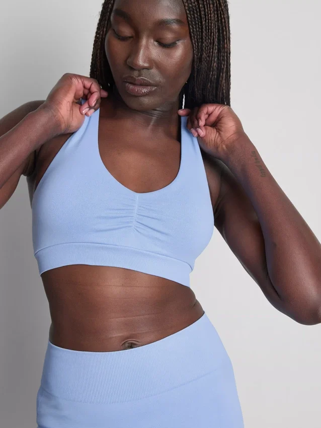 Sømløs aktiv crop top med stropper