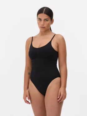 Sømløs, figurformende bodysuit