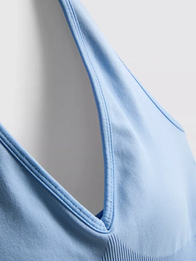 Sømløs halterneck-aktivtanktop