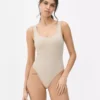 Sømløs ribbet bodysuit