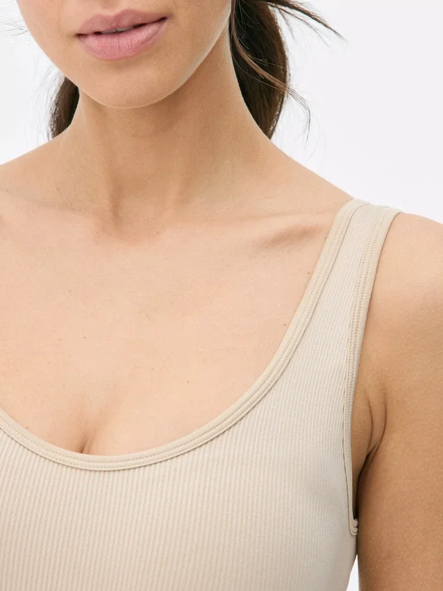 Sømløs ribbet bodysuit