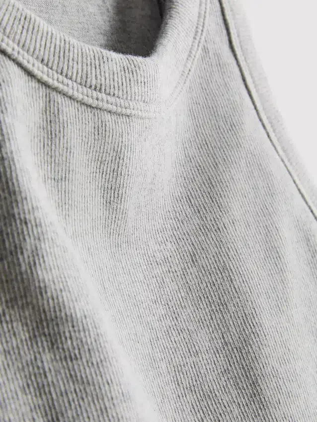Sømløs, ribbet crop-top