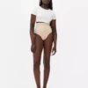 Sømløs Shapewear-string med høj talje