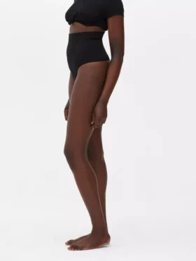 Sømløs Shapewear-string med høj talje
