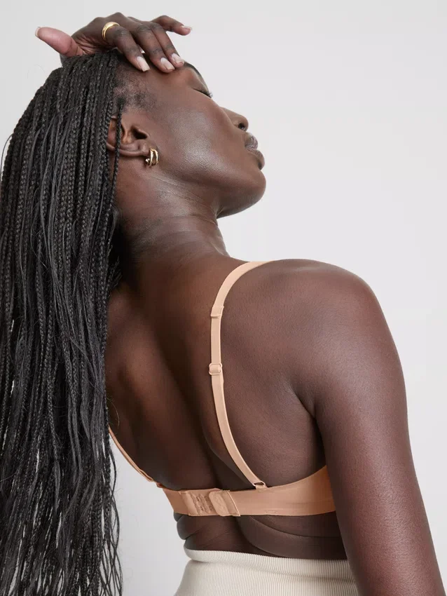 Sømløs, udglattende bralette
