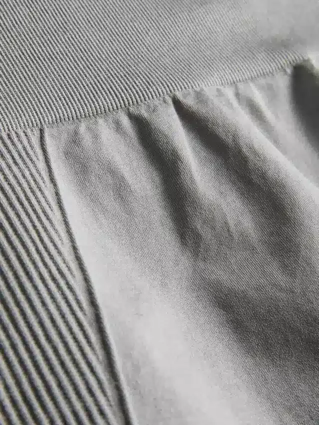 Sømløse, højglansede sportshorts