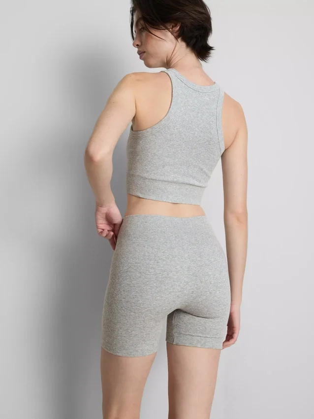Sømløse ribstrikkede sportshorts