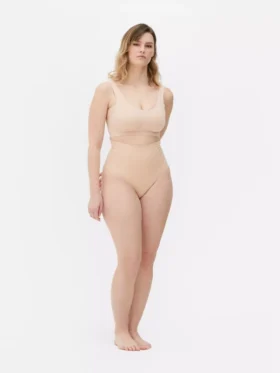 Sømløse shapewear-trusser med høj talje
