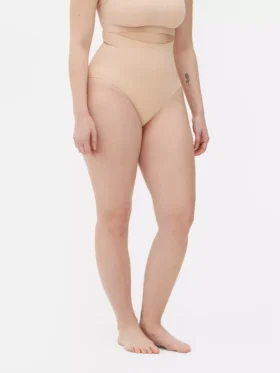 Sømløse shapewear-trusser med høj talje
