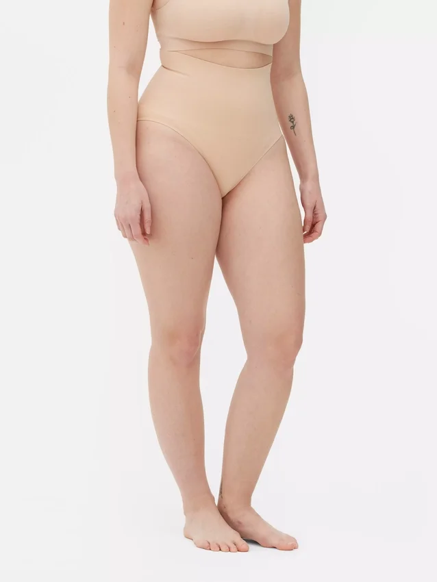 Sømløse shapewear-trusser med høj talje