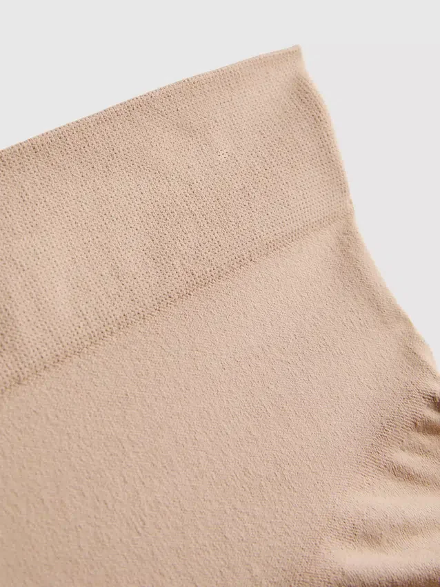 Sømløse shorts med bagdel-løft
