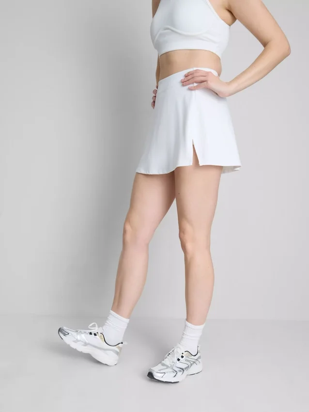 Smørblød mikroaktiv skort