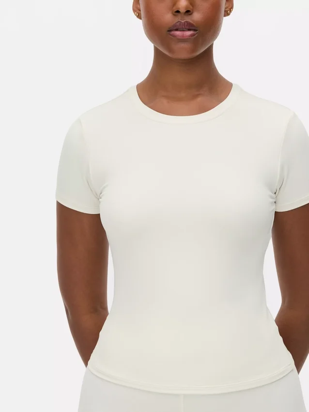 Smørblød T-shirt med korte ærmer