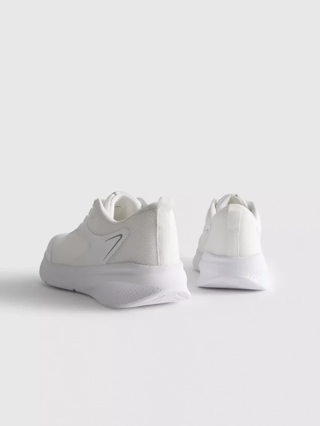 Sneakers i aktivt mesh