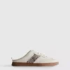 Sneakers med gummisål, der er nemme at tage på