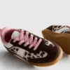 Sneakers med gummisål og dyremønster