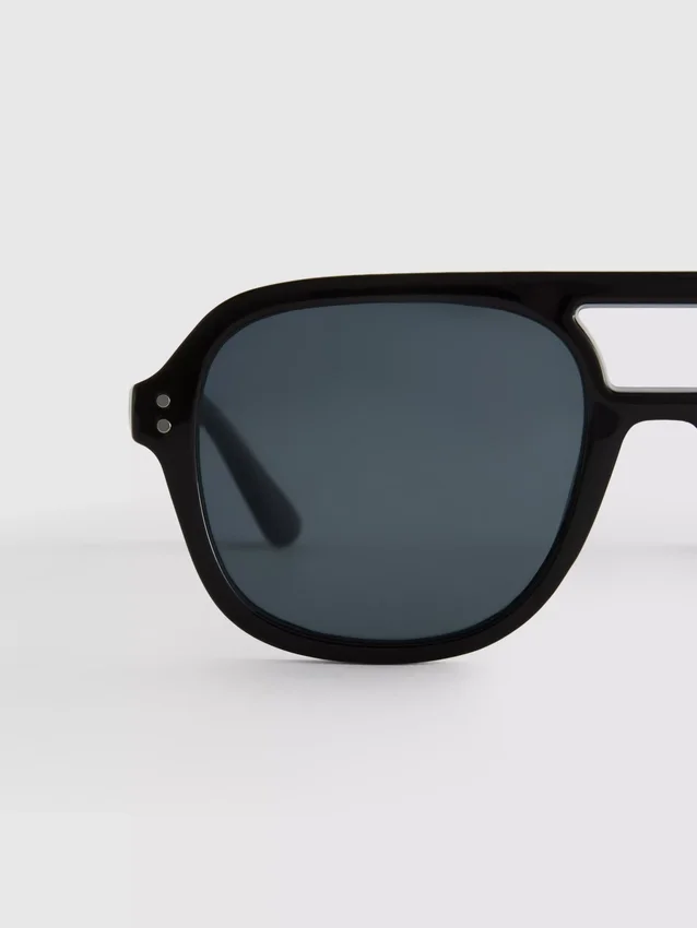Solbriller i aviator-stil