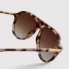 Solbriller i aviator-stil med metalindfatning